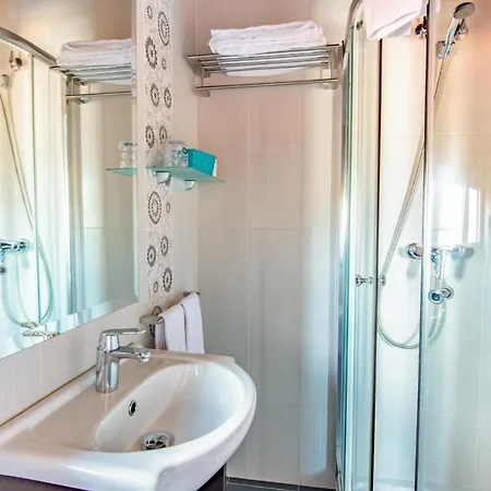 Atalaya-la Vega Hotel